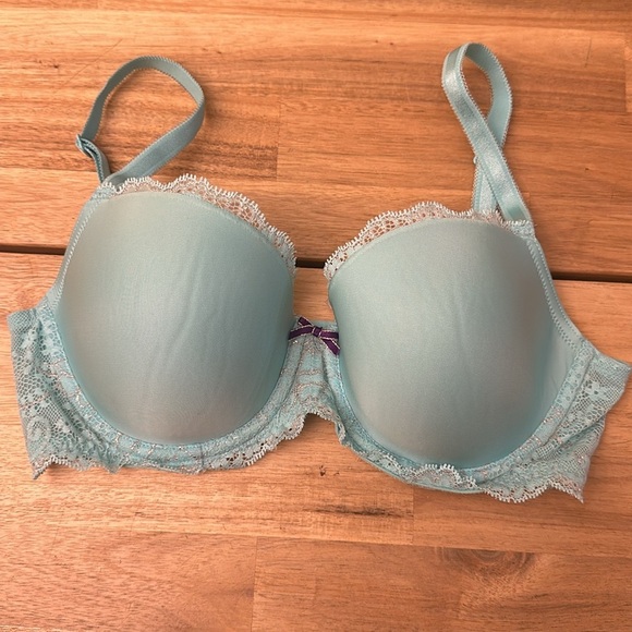 VICTORIA’S SECRET ⭐️  bra bundle - Picture 5 of 9